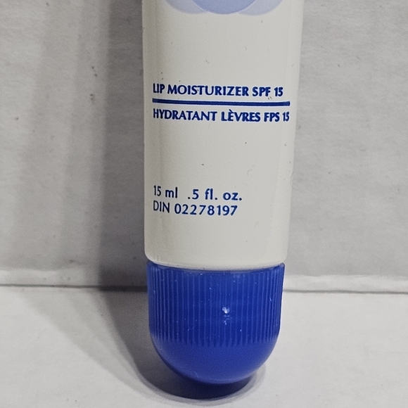 Lot of 4 Avon Moisture Therapy Intensive Healing Repair Lip Treatment Balm SPF - Picture 2 of 6